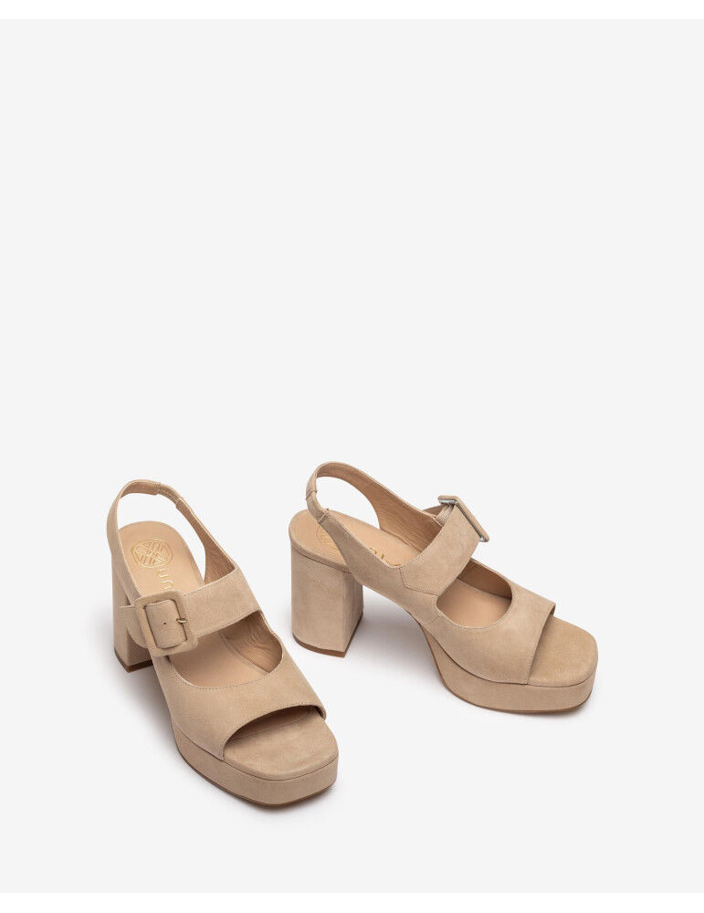 Sandales Avec Boucle Assortie En Daim thumbnail 3