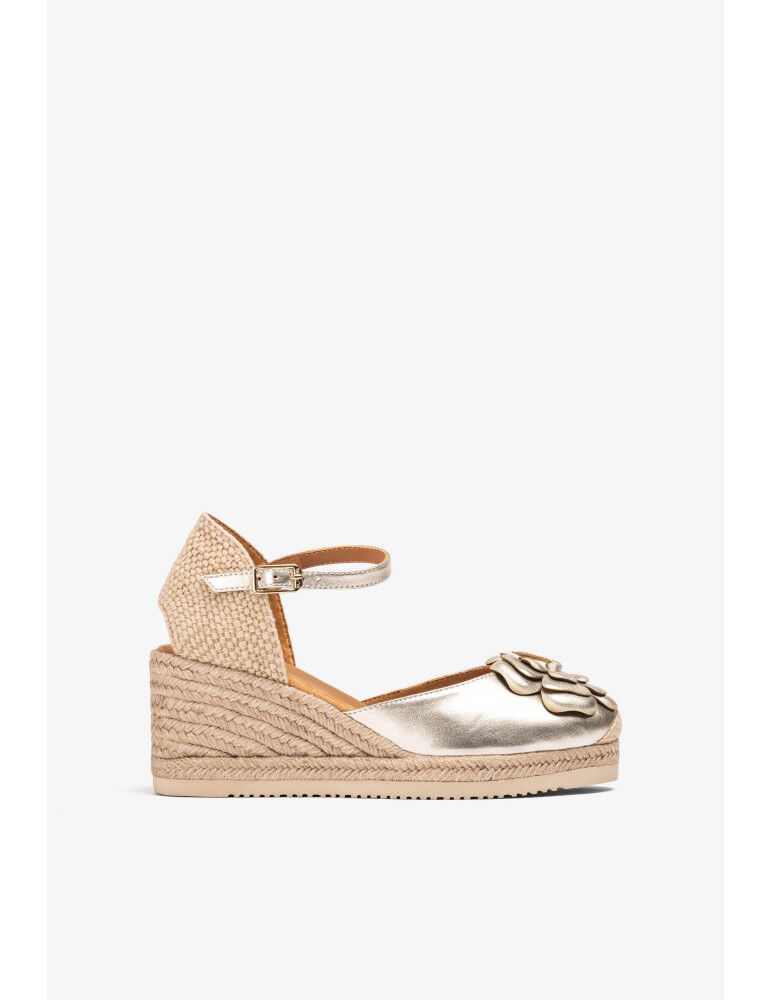 Espadrilles Avec Ornements Dorées thumbnail 2