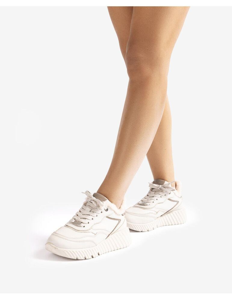 Baskets En Daim Et Cuir Verni Froissé thumbnail 4