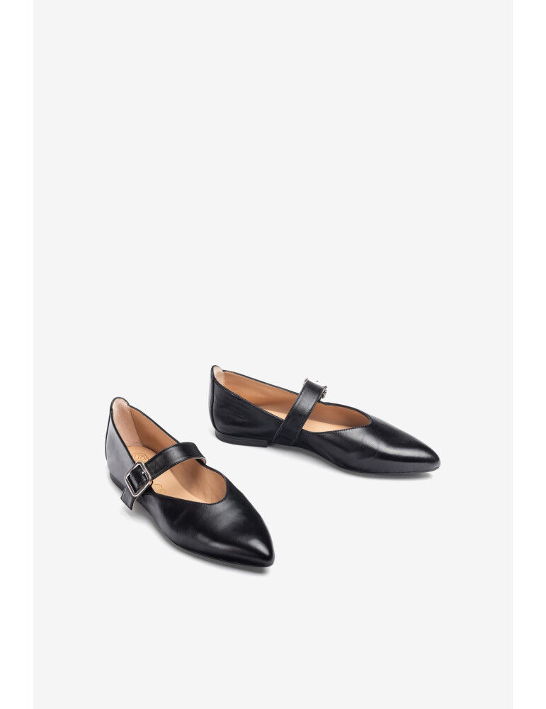 Babies À Bout Pointu En Cuir-black