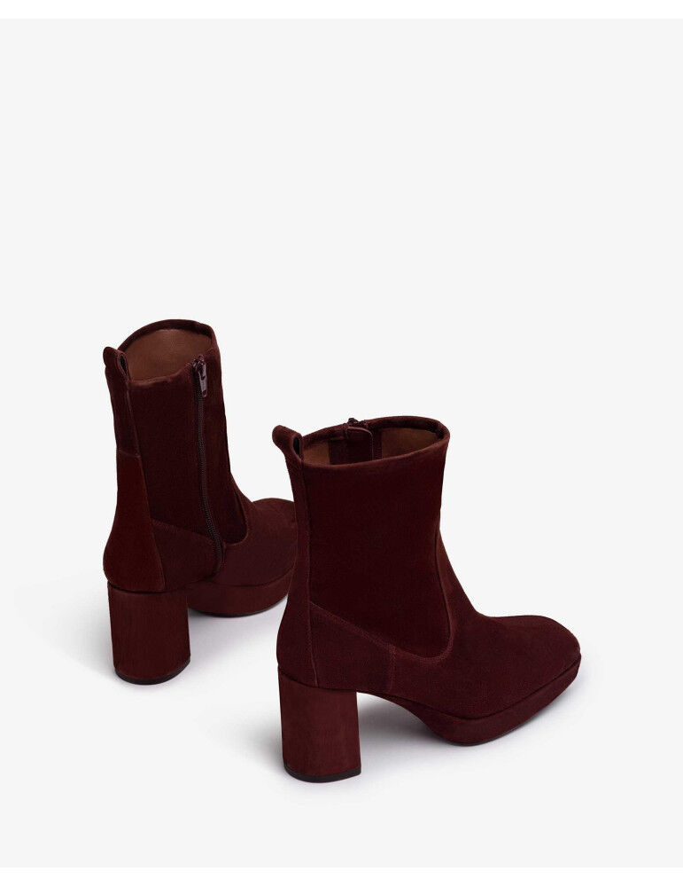Bottines En Daim Avec Talon Et Plateforme thumbnail 4