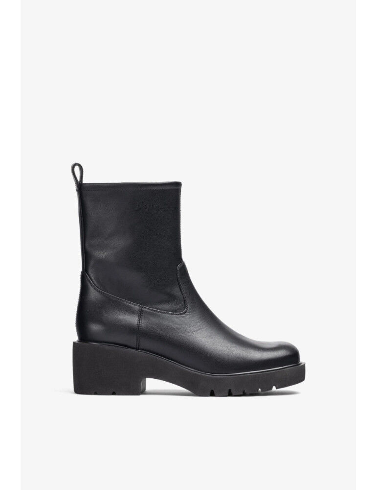 Boots À Bout Carré Avec Semelles Track En Cuir