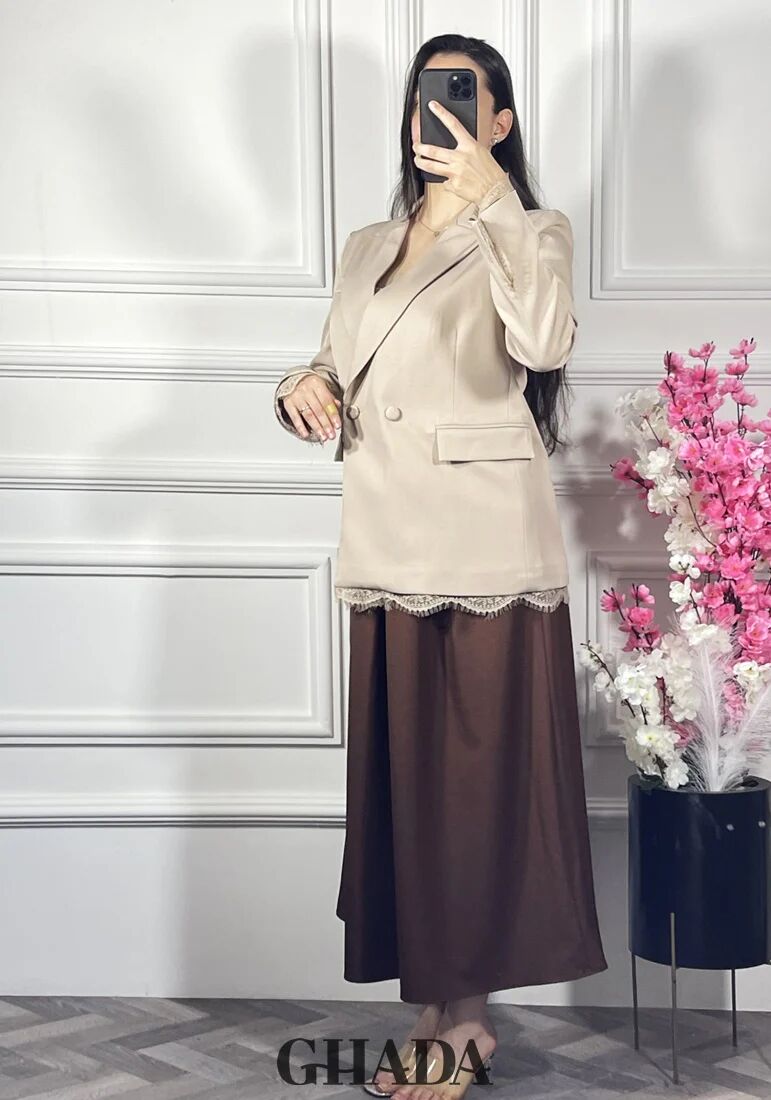 Veste Beige Avec Dentelle thumbnail 3
