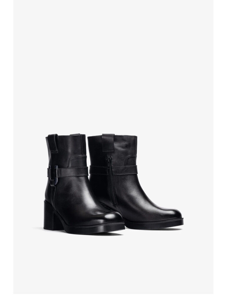 Bottines Avec Ornement Metallique thumbnail 4