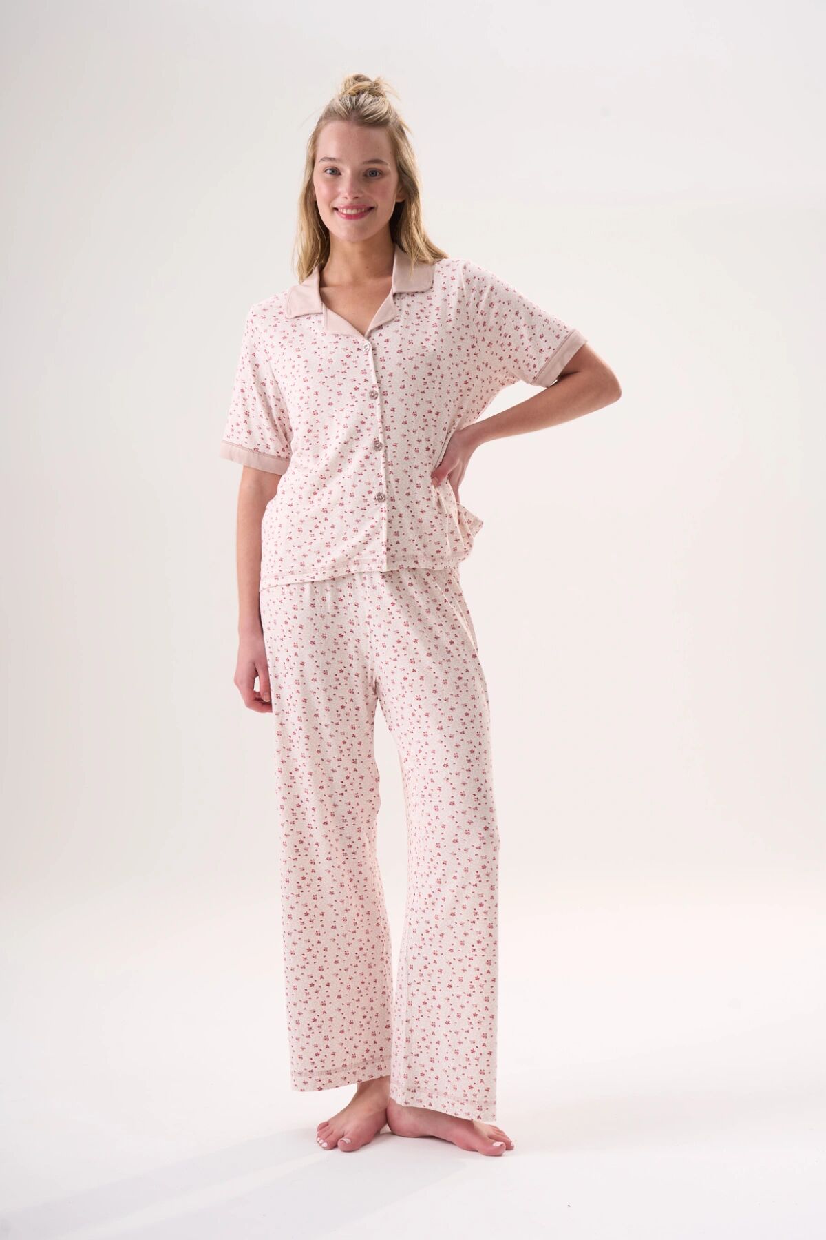 Ensemble De Pyjama Rose Fleuri Manches Courtes En Bambou