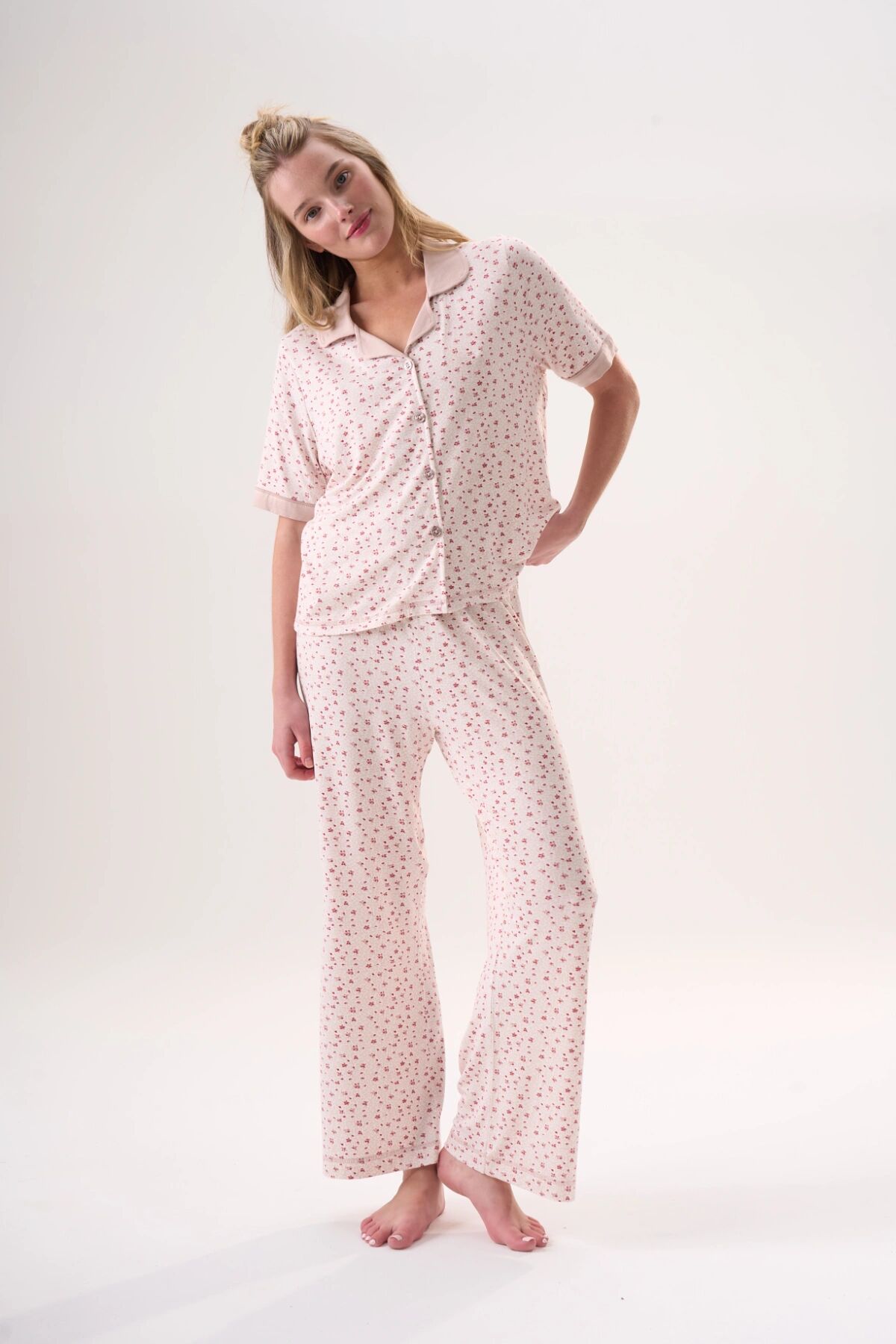 Ensemble De Pyjama Rose Fleuri Manches Courtes En Bambou thumbnail 3