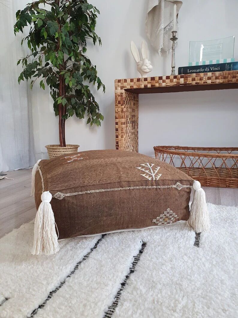 Sabra Pouf Brown thumbnail 3