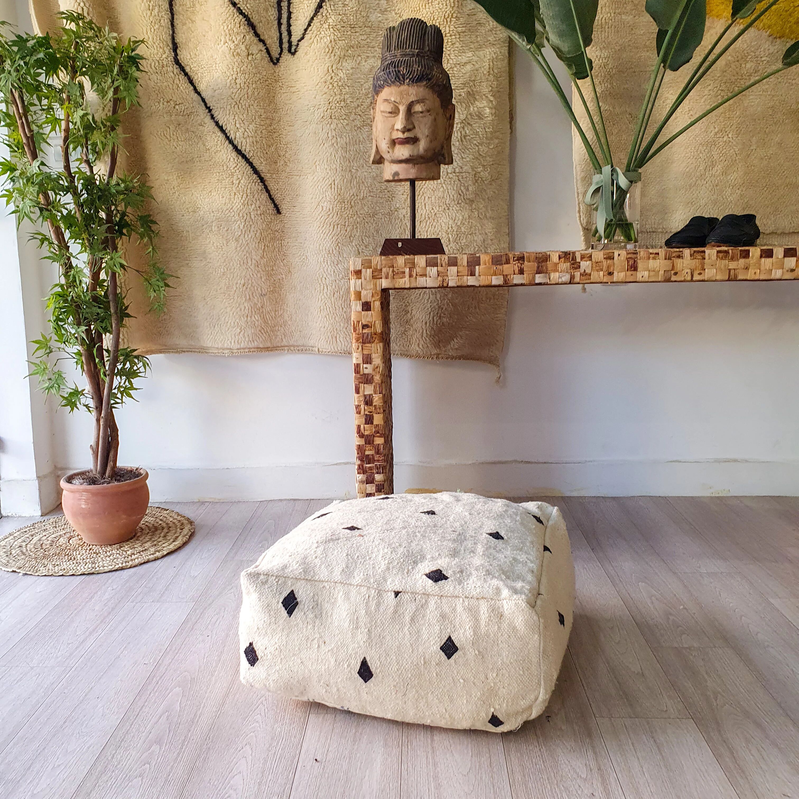 Kilim Creamy Floor Pouf