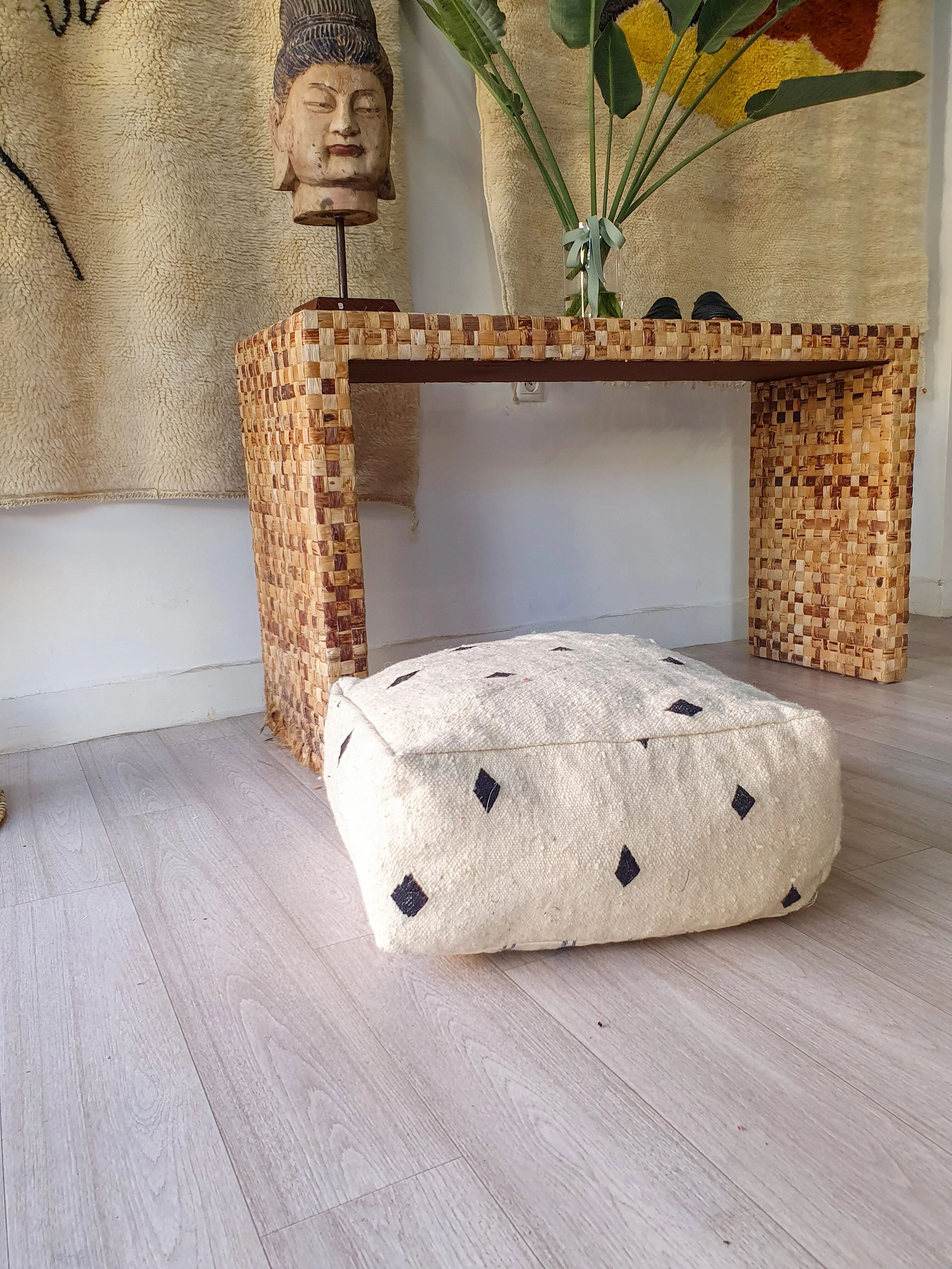 Kilim Creamy Floor Pouf thumbnail 4