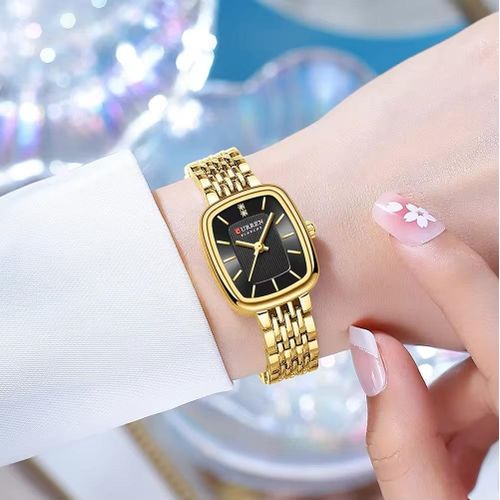  Montre À Quartz Pour Femme, Simple Et Élégante, Cadran Carré Localité, Bracelet En Acier