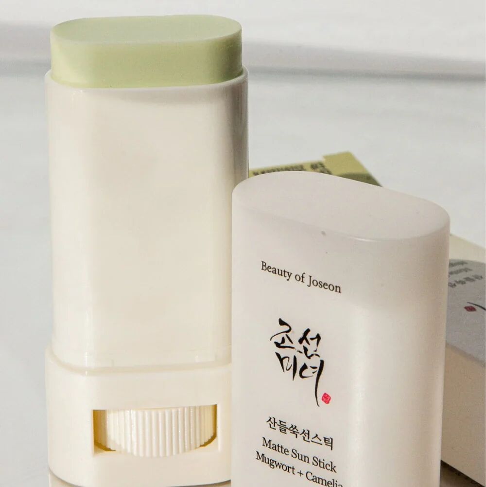Beauty Of Joseon Matte Sun Stick Mugwort + Camelia - 18 G thumbnail 3