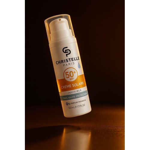 Écran Solaire Imperméable Et Hydratant Avec Spf50+ Pour Peau Sensible, Invisible New 50ML thumbnail 3