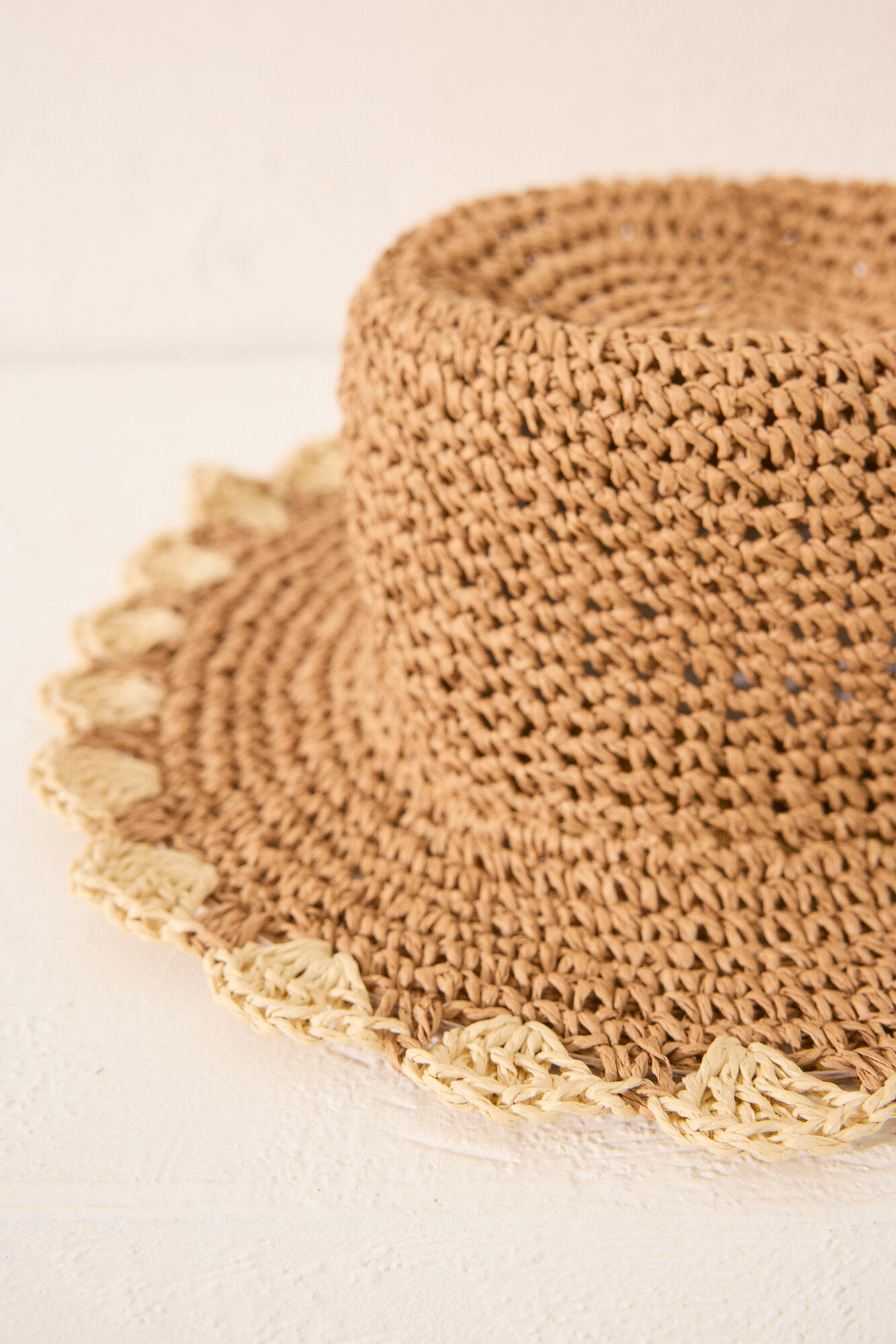 Chapeau De Plage En Raphia Ondulé