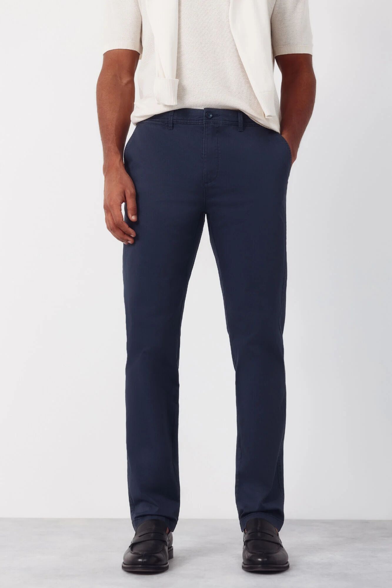 Pantalon chino regular fit ligero