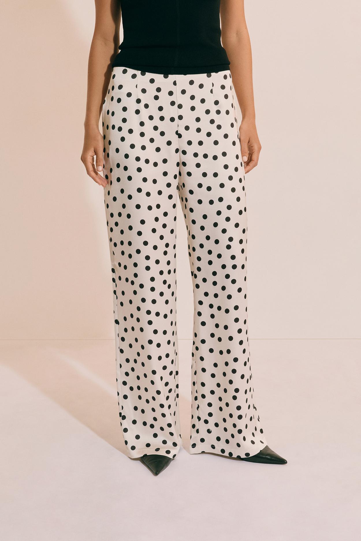 Pantalon Droit Satiné À Pois thumbnail 2