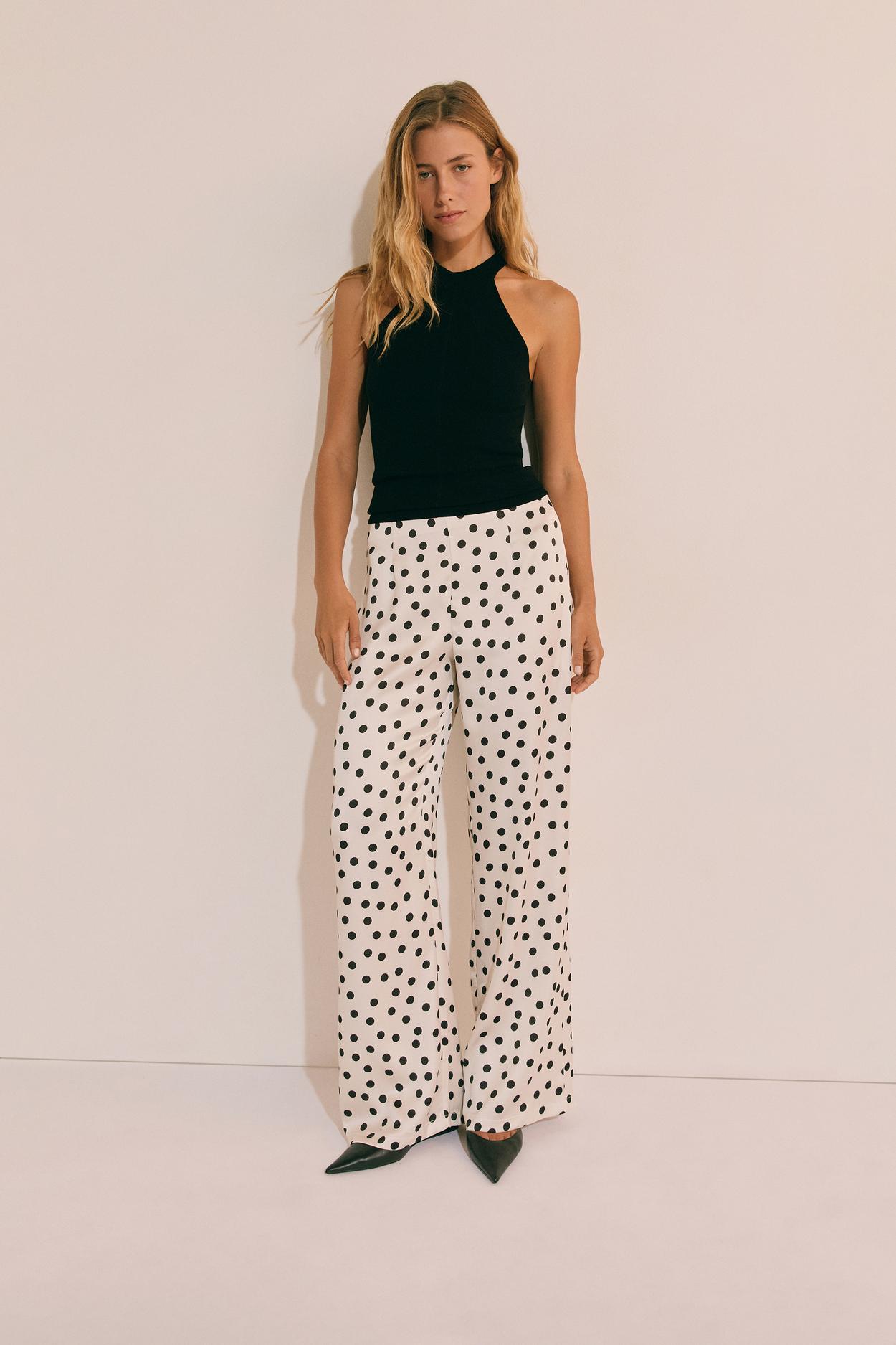 Pantalon Droit Satiné À Pois thumbnail 3