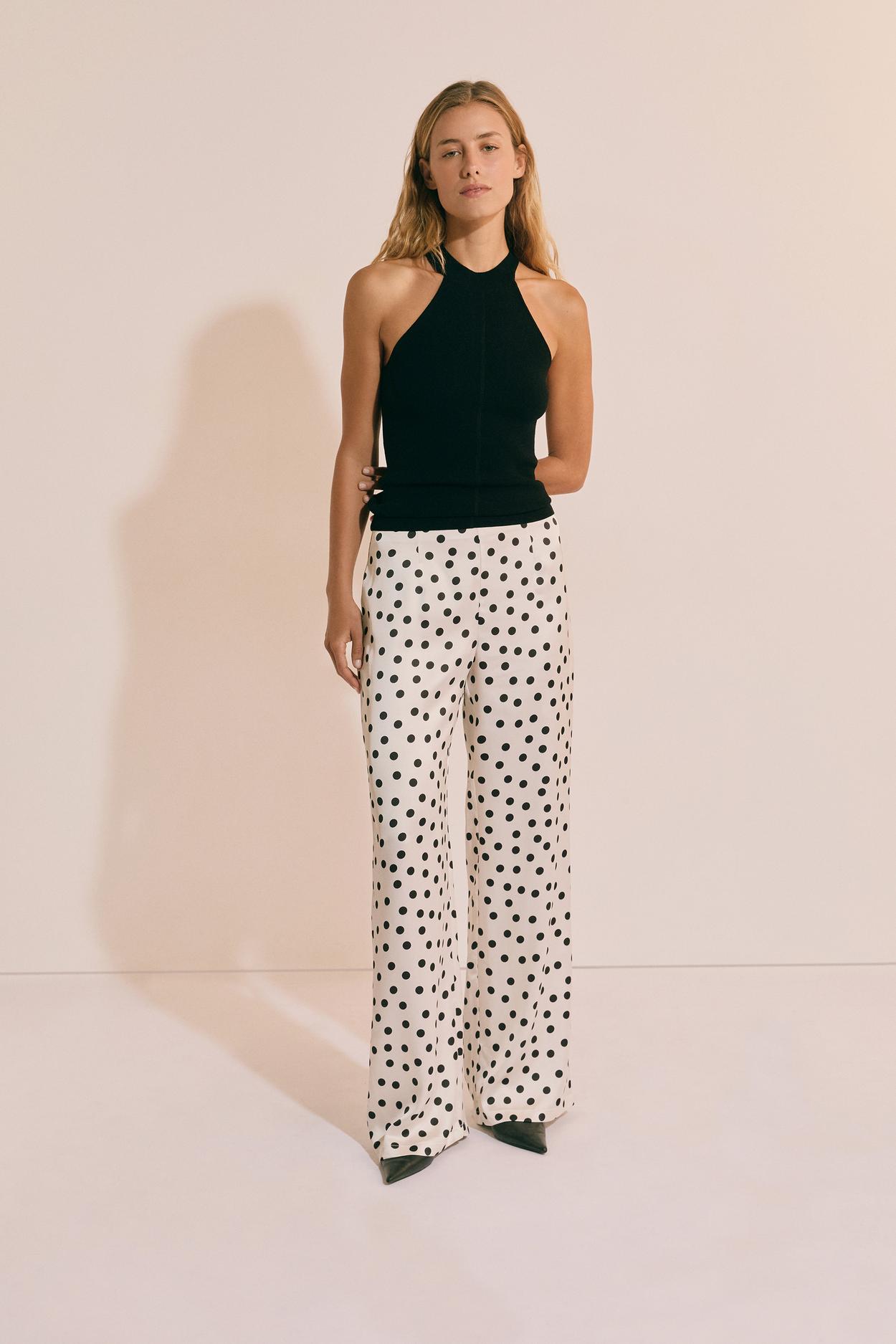 Pantalon Droit Satiné À Pois thumbnail 4