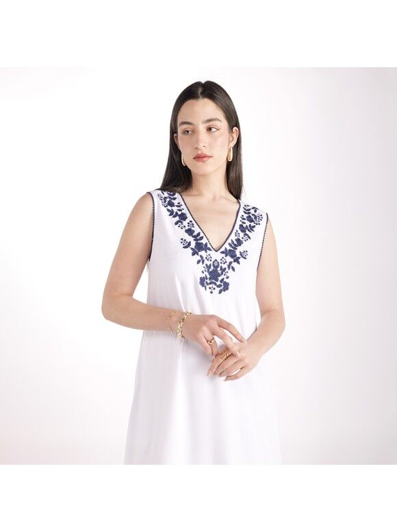 Robe Longue Broderie Bleue Marine thumbnail 3
