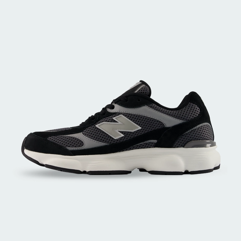 New Balance 603
