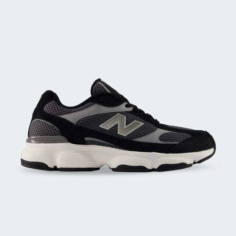 New Balance 603