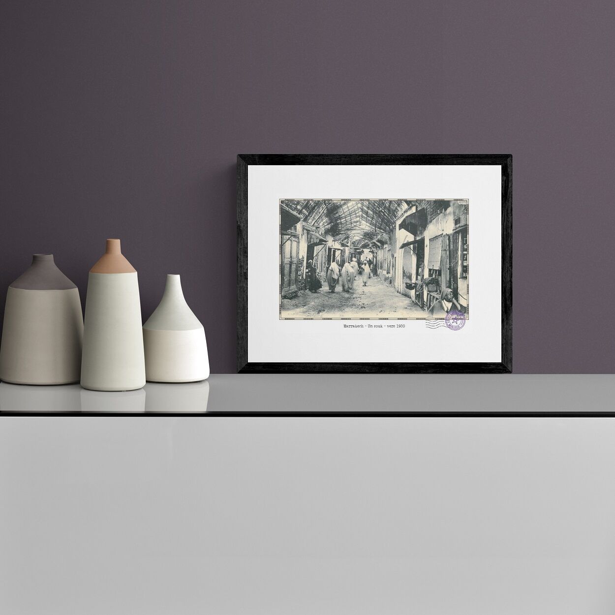 Affiche d'une vue ancienne de Marrakech - Un souk - vers 1930 - reproduction