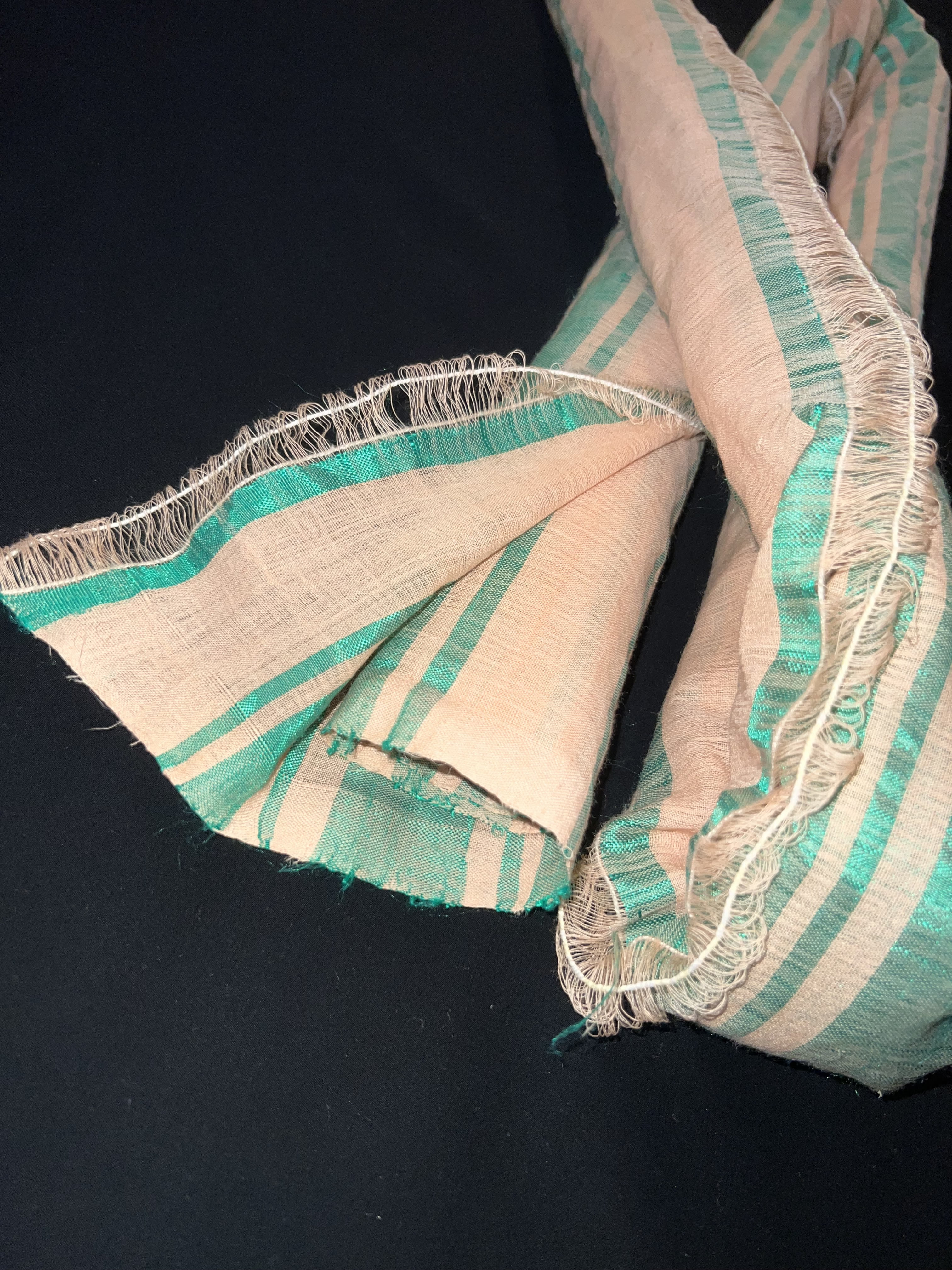 Tissu Bzioui en laine & soie  thumbnail 4