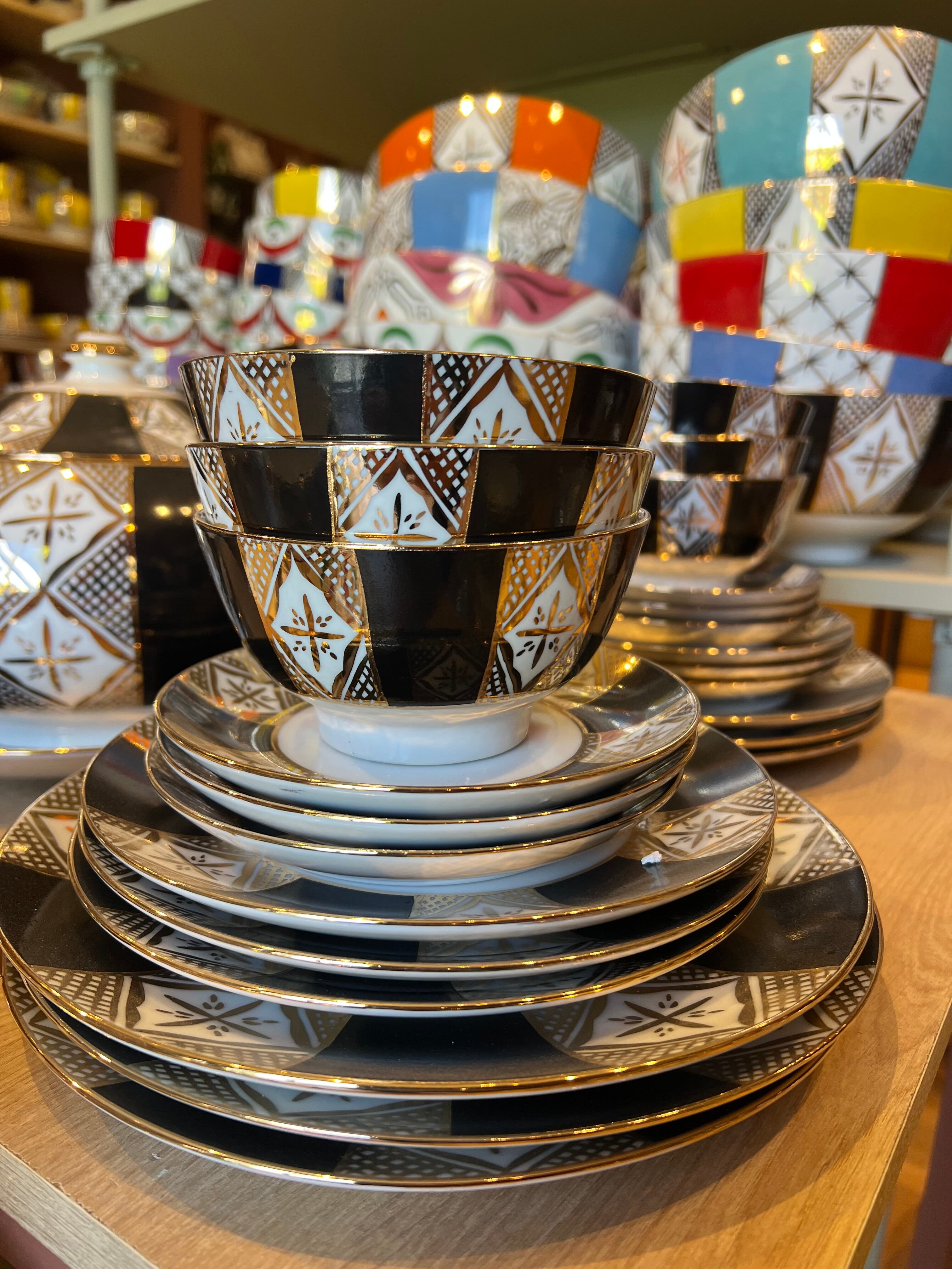 Service 50 pièces grand décor Black