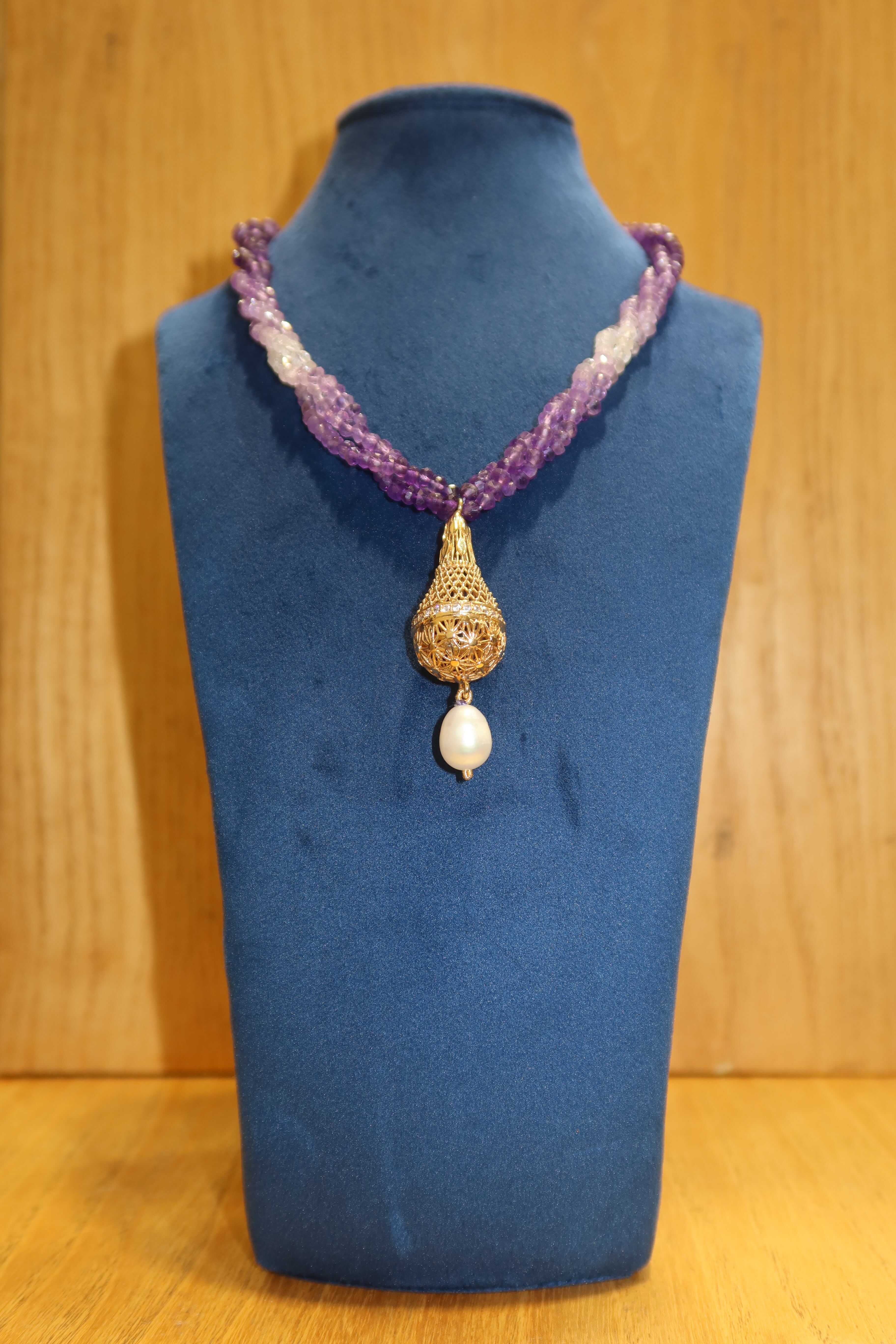 Collier Lilac Atlas