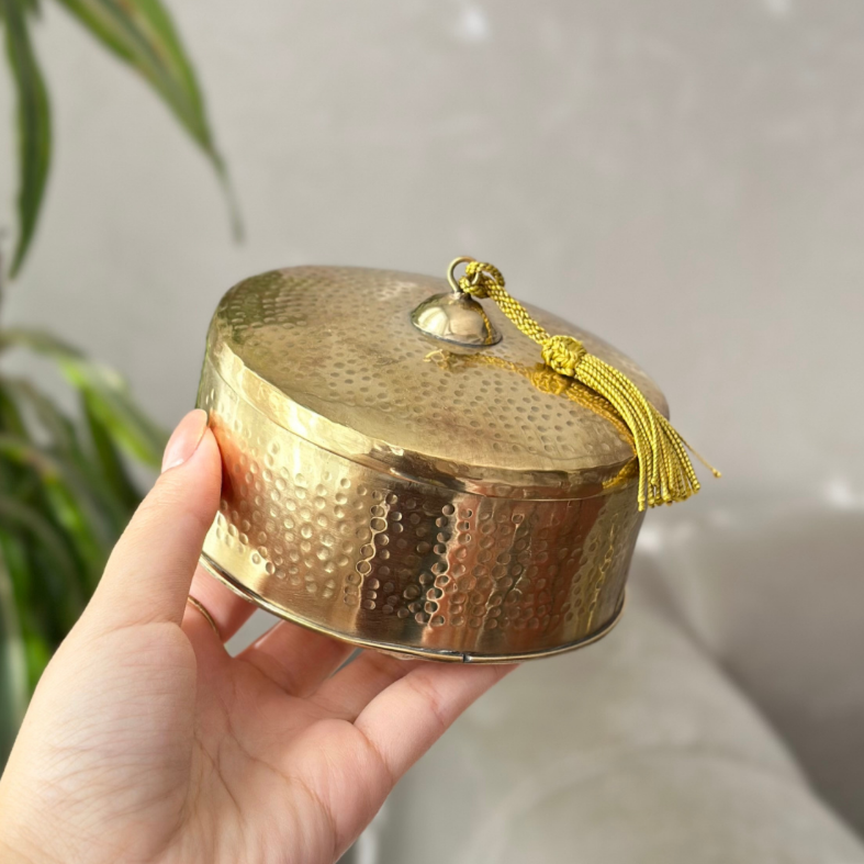 Boîte de rangement en laiton