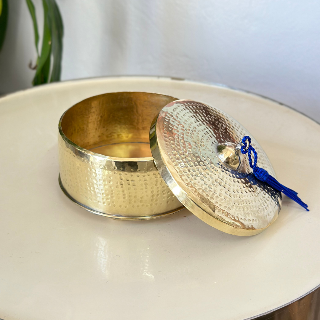 Boîte de rangement en laiton