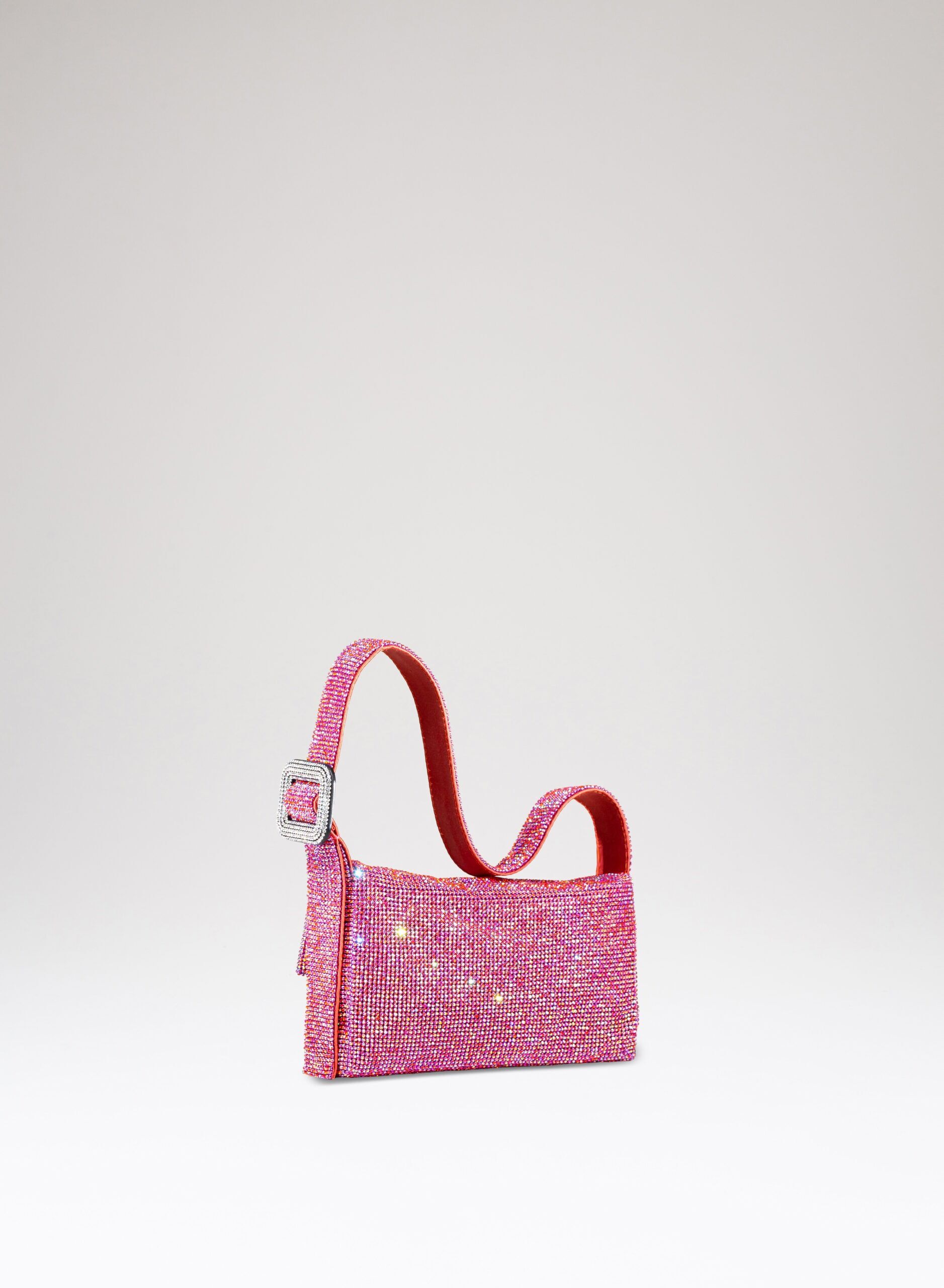 Vitty La Mignon – The Spy Who Loved Me