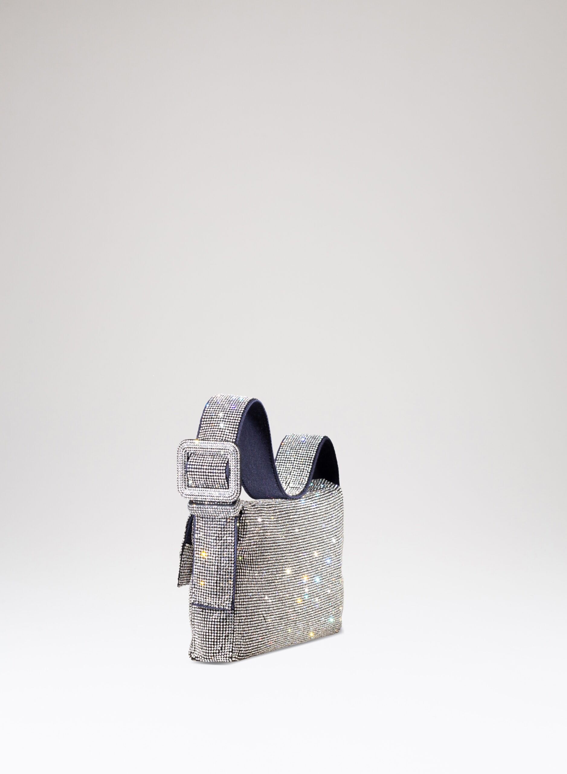 Vitty La Grande-The World Is Not Enough