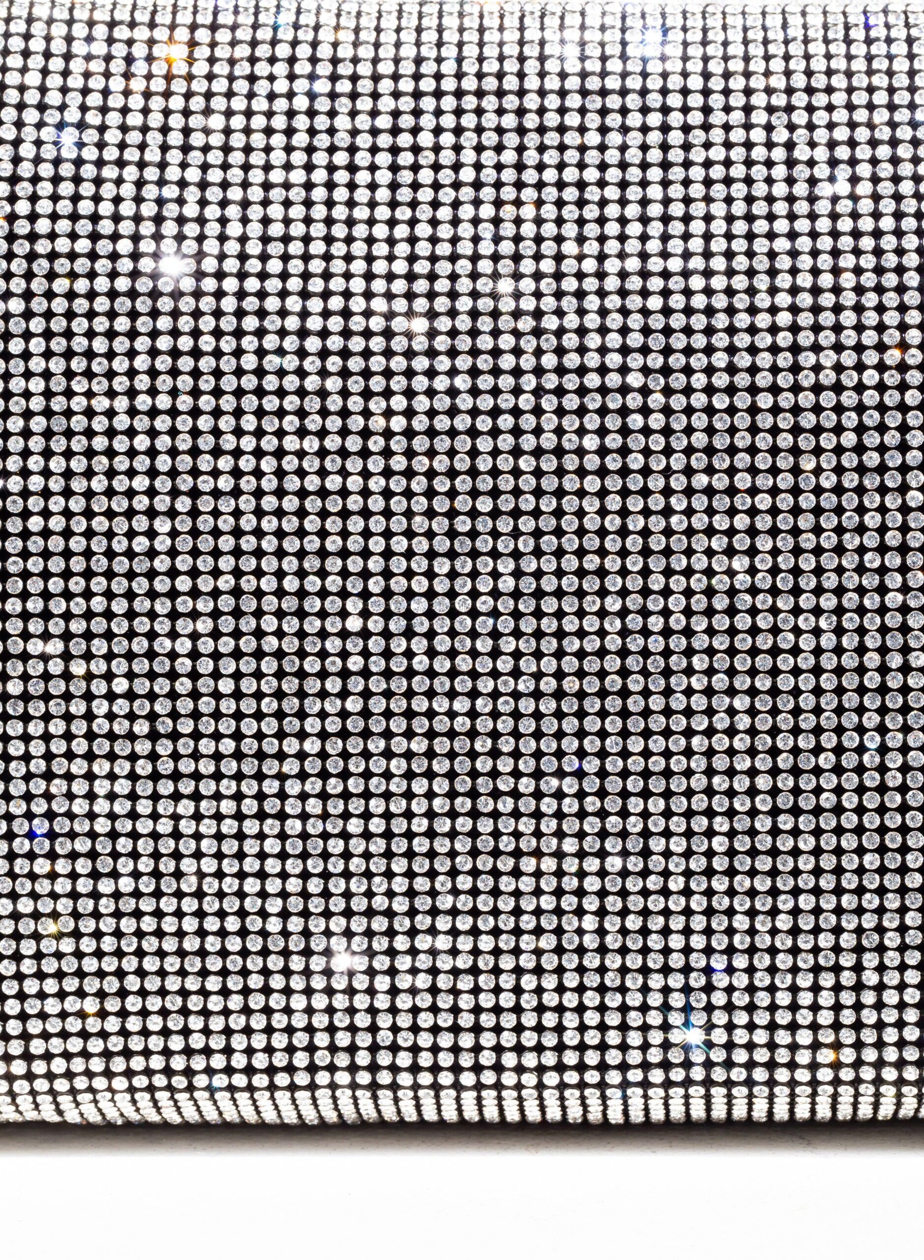 VITTY LA GRANDE-THE WORLD IS NOT ENOUGH thumbnail 6