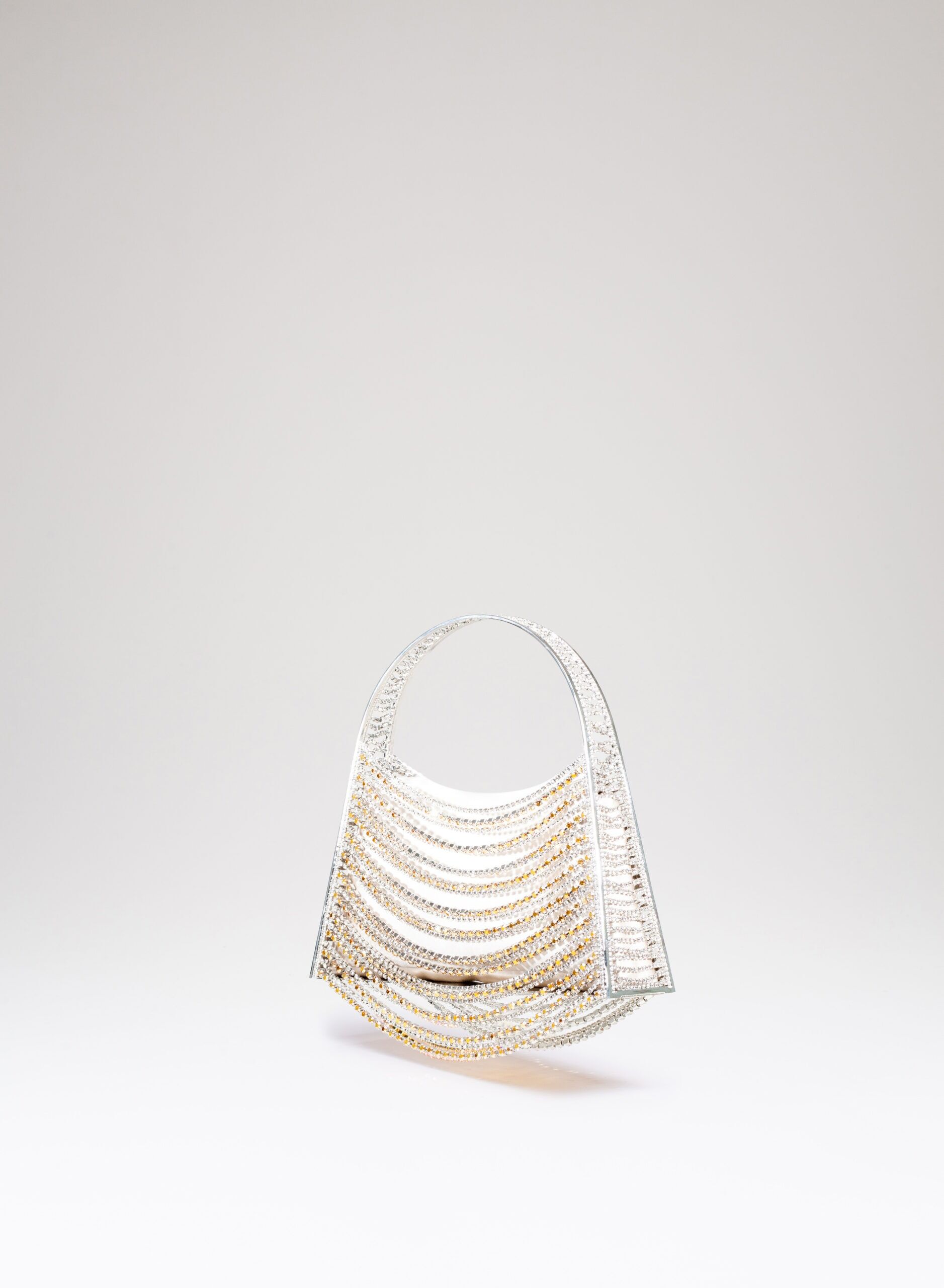 Lucia In The Sky – Gli Amanti In Grigio