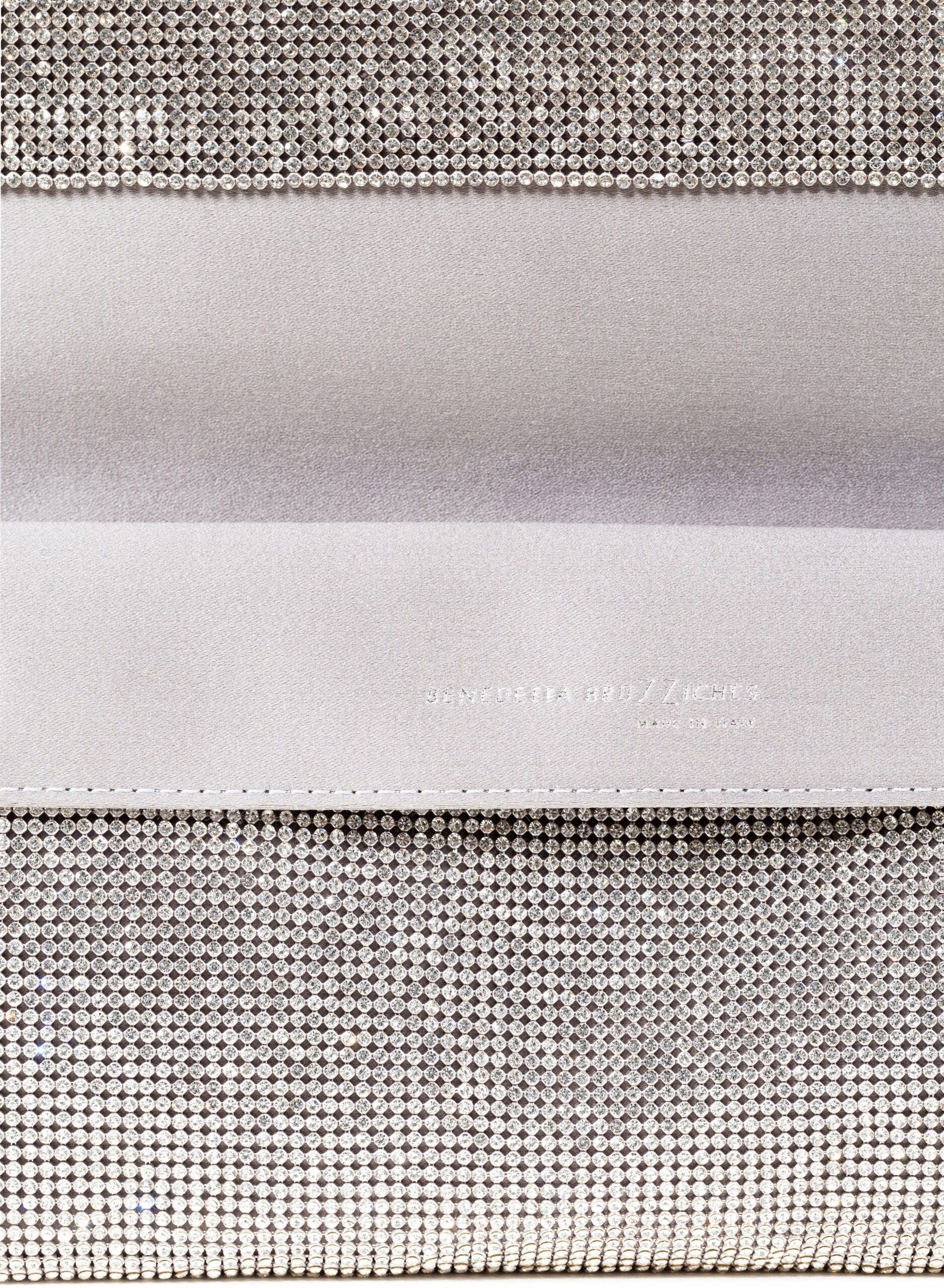 KATE – Crystal On Silver thumbnail 6