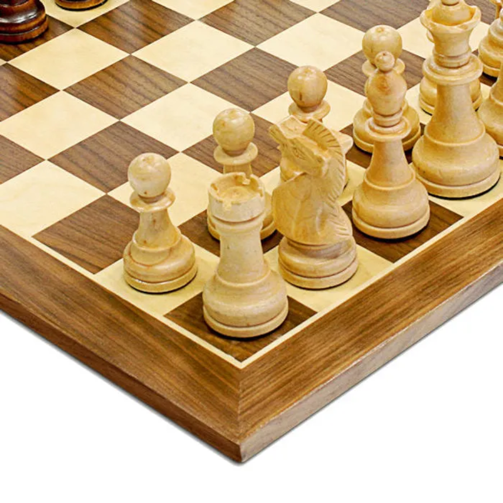 Jeu D'échecs en Bois Staunton Petit Taille thumbnail 2