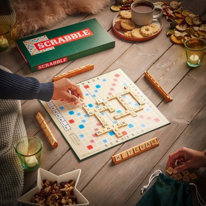 Jeu de société de mots Scrabble Classique + Jeu de Carte Uno Gratuit thumbnail 4