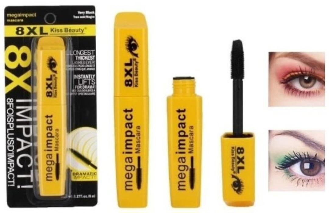 Mascara mega volume.