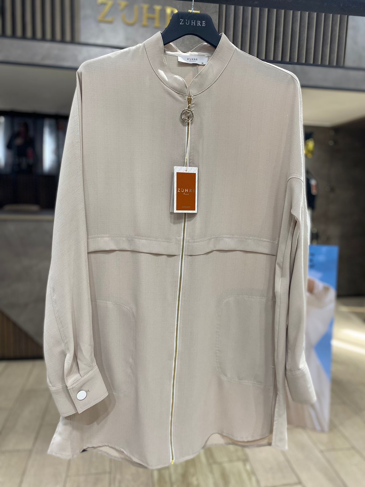 veste avec Fermeture éclair détaillée  thumbnail 5