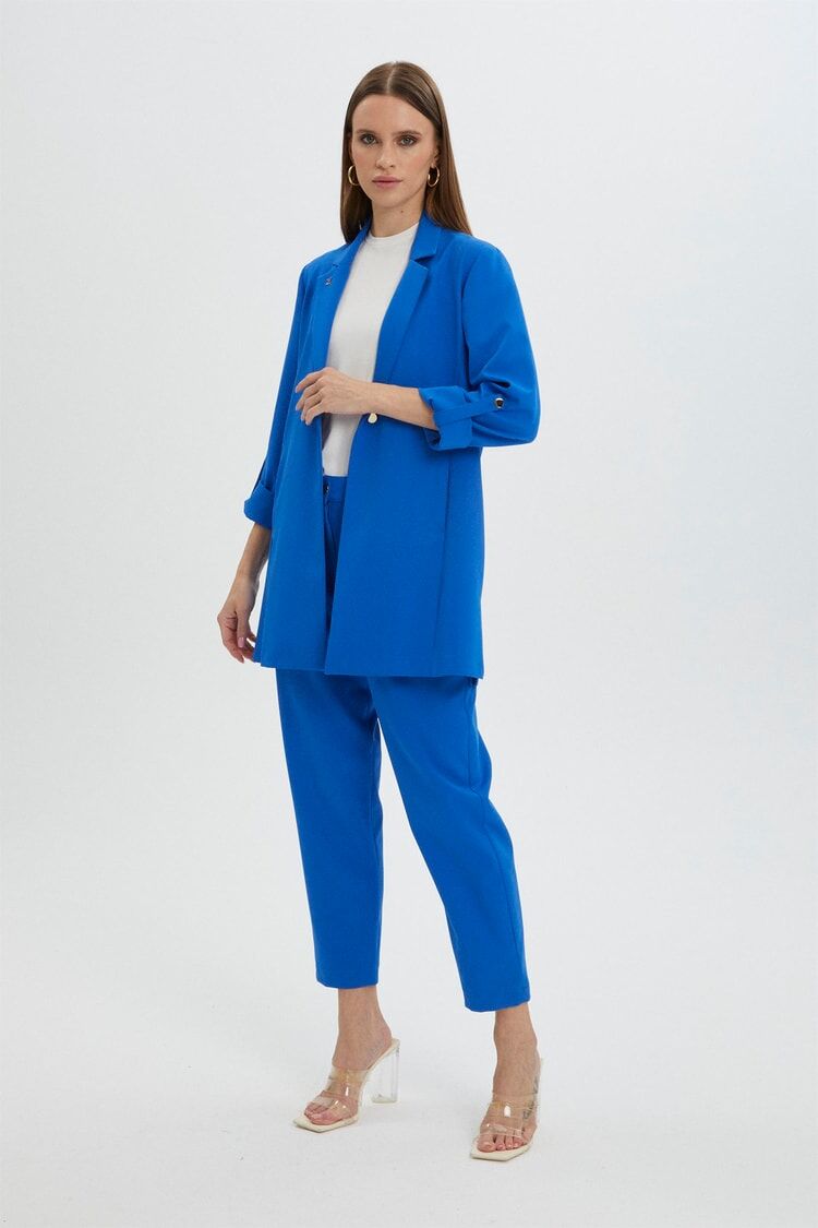 Manches détaillées veste et pantalon costume
