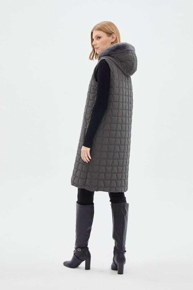 Gilet à capuche fumé à motifs matelassés