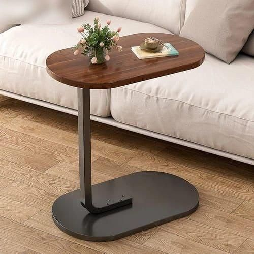 Table basse en C, table d'appoint ou de chevet, encastrable et compacte pour salon, gain de place portable.