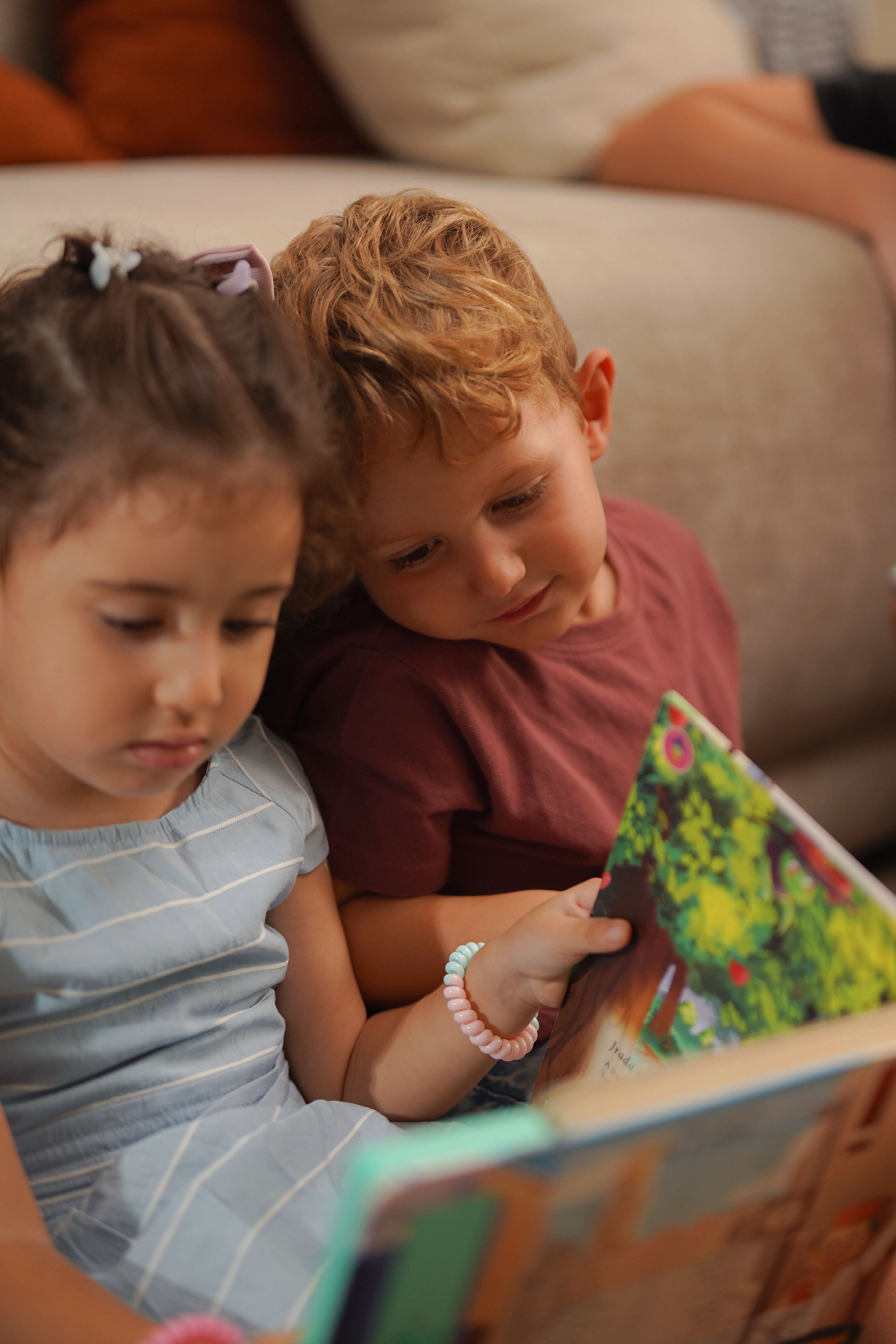 كتاب "حنين يا وطني" – كتاب صوتي تفاعلي لأغاني الطفولة المغربية thumbnail 2