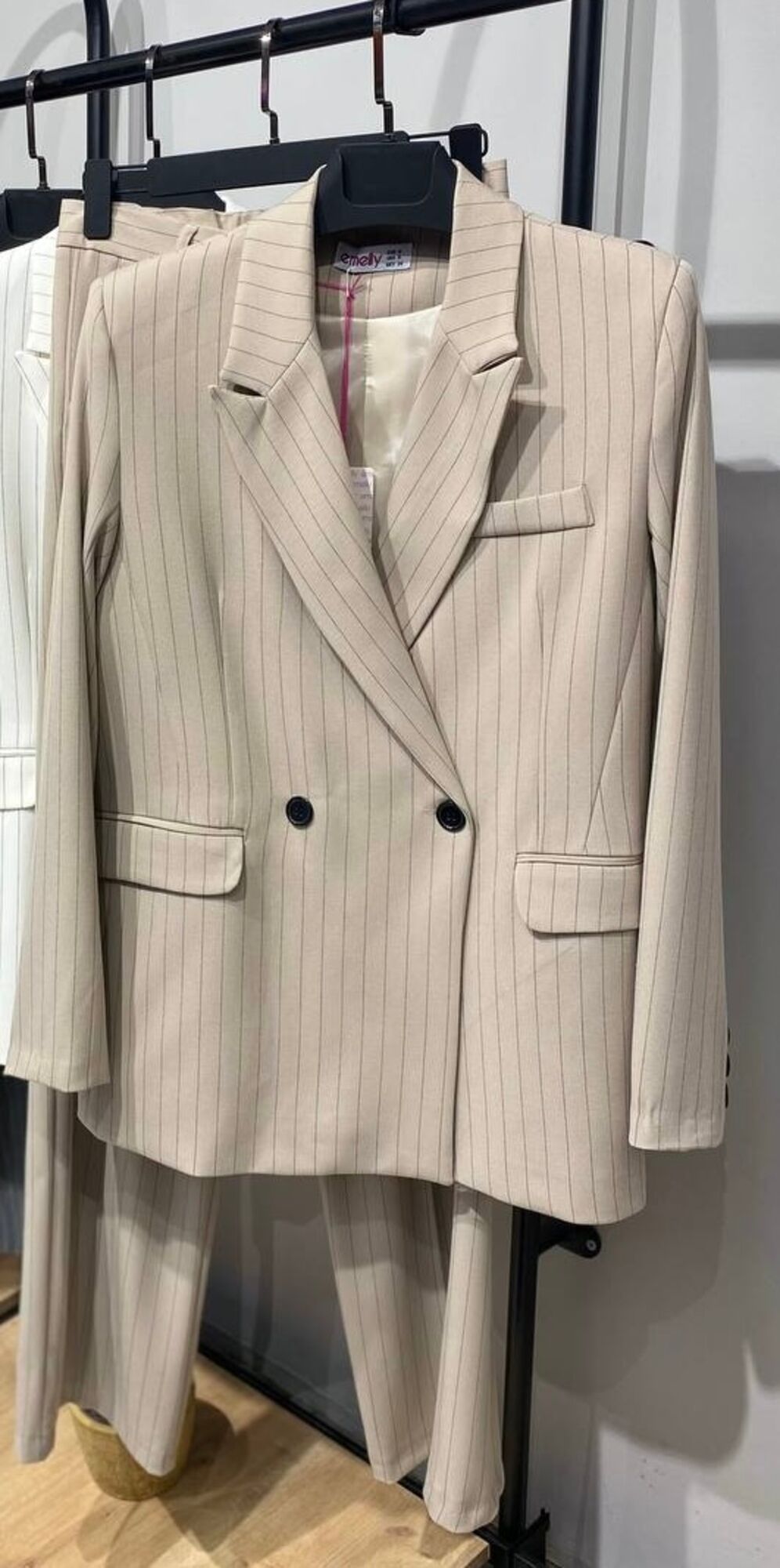 Ensemble Tailleur Importé de la Turquie  thumbnail 3