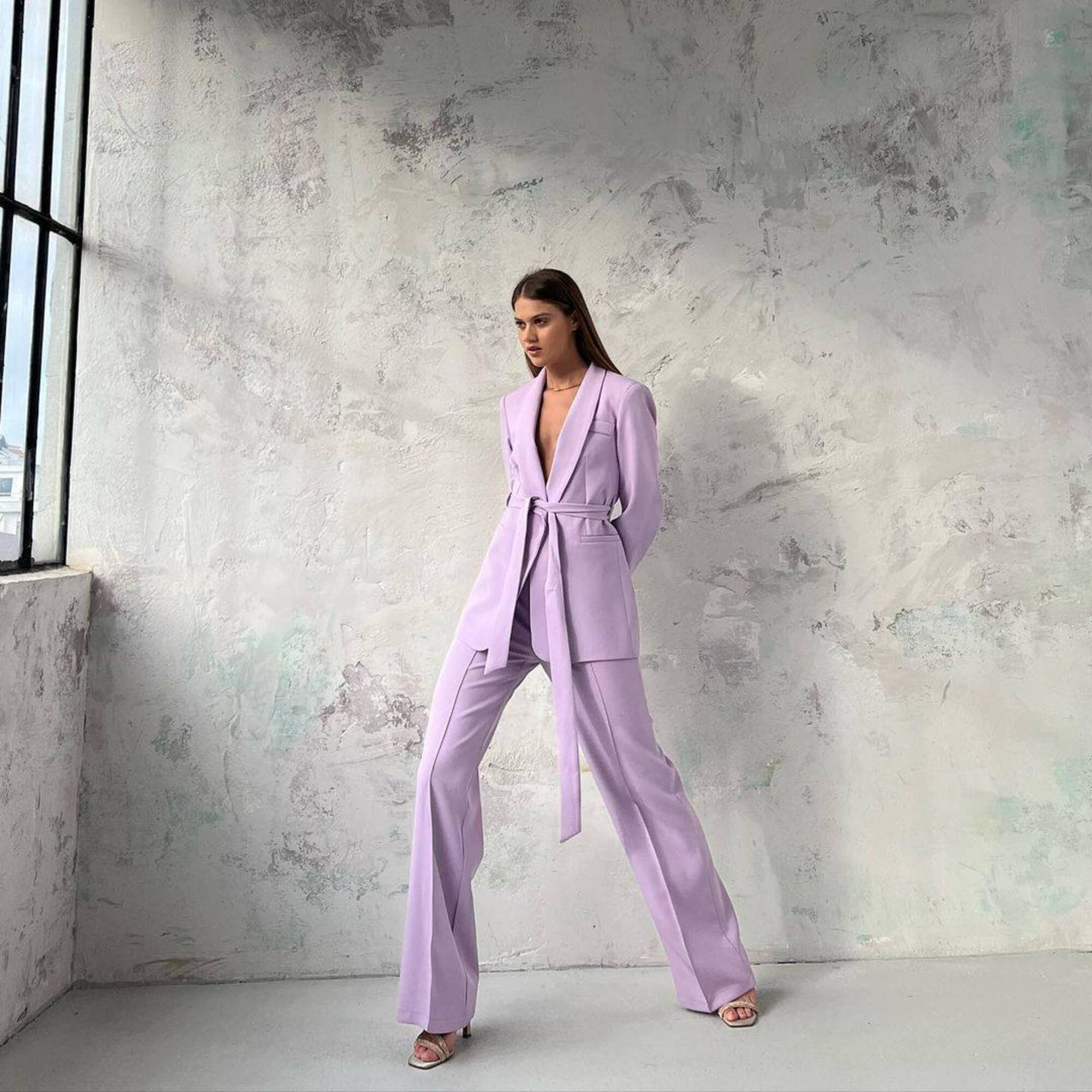 Ensemble Tailleur Importé ceinturé -importé de la Turquie 