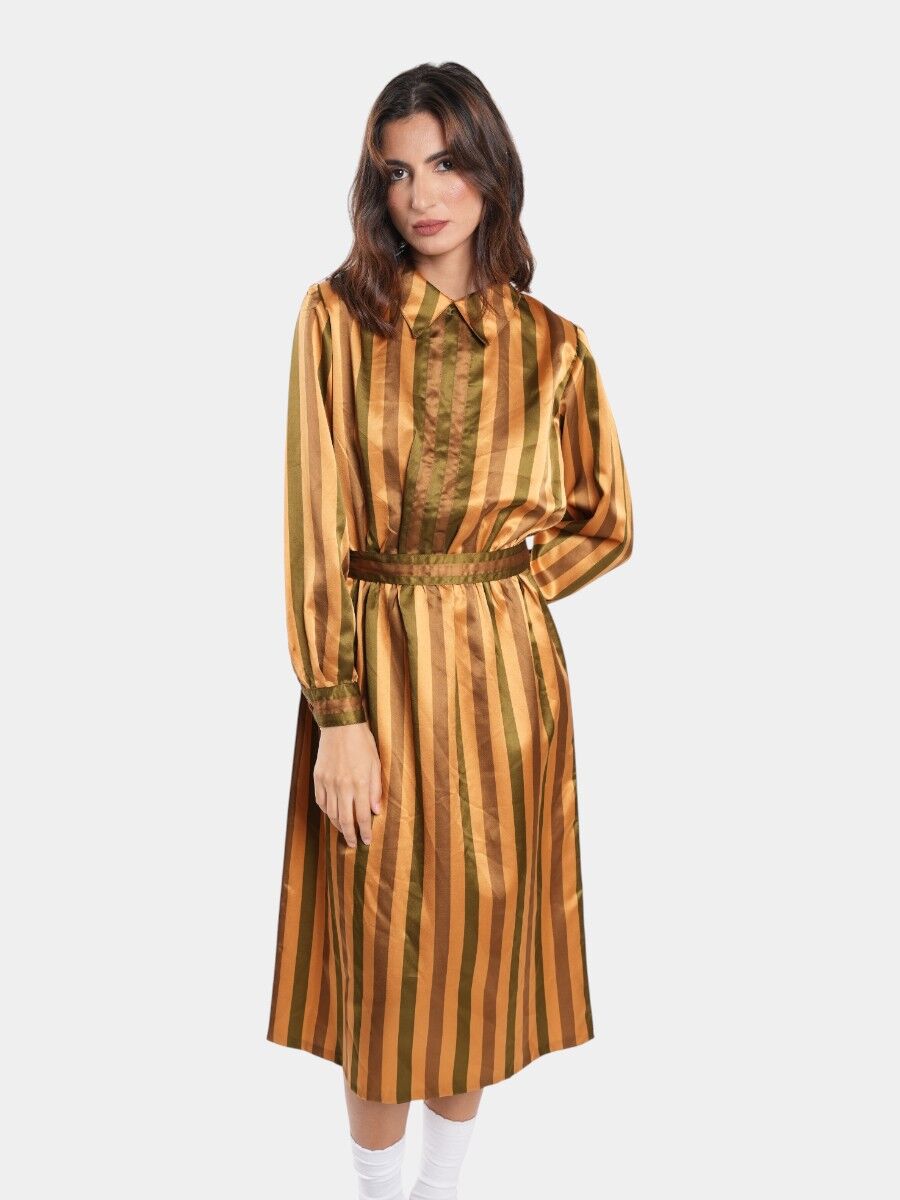 ROBE