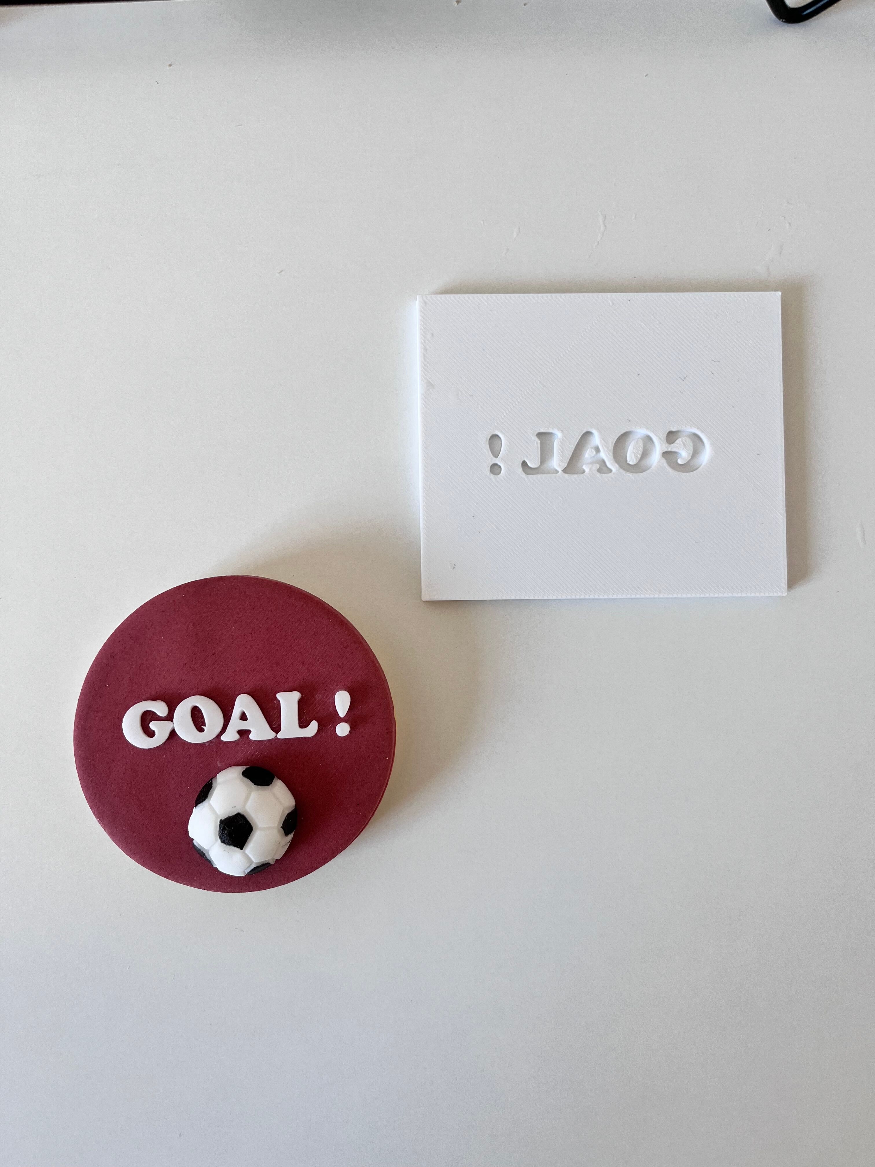Tampon biscuit décoré : « goal ! »