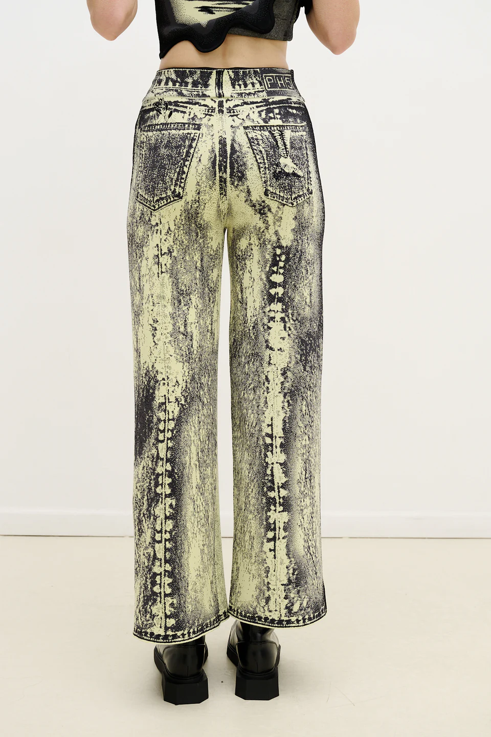 Pantalon zahra a jambes larges