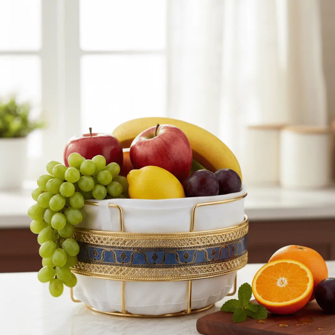 Panier De Rangement Luxueux En Or Et Tissu Blanc – Multi-usages thumbnail 3