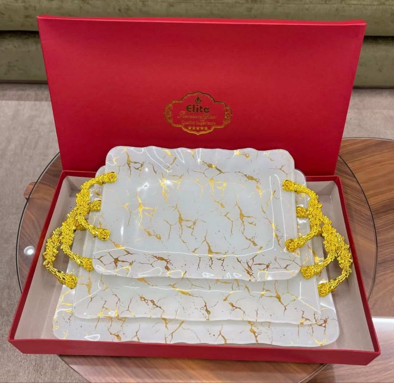 Set De Plateaux Effet Marbre Blanc Avec Poignées Dorées – Elite Premium Class